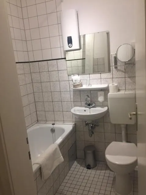 Hotell Haus Am Zoo Apartments Verschiedene Adressen Düsseldorf