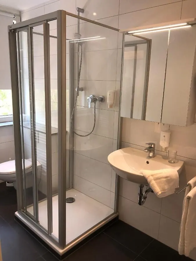 Hotell Haus Am Zoo Apartments Verschiedene Adressen Düsseldorf Tyskland