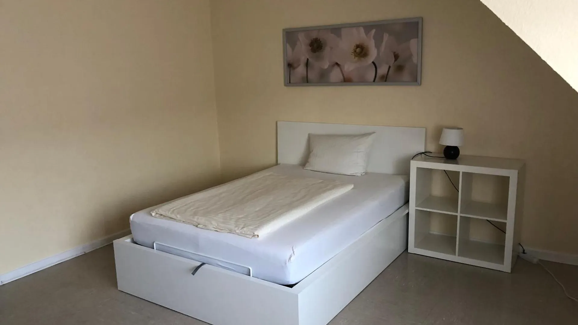 Haus Am Zoo Apartments Verschiedene Adressen Düsseldorf 0*,